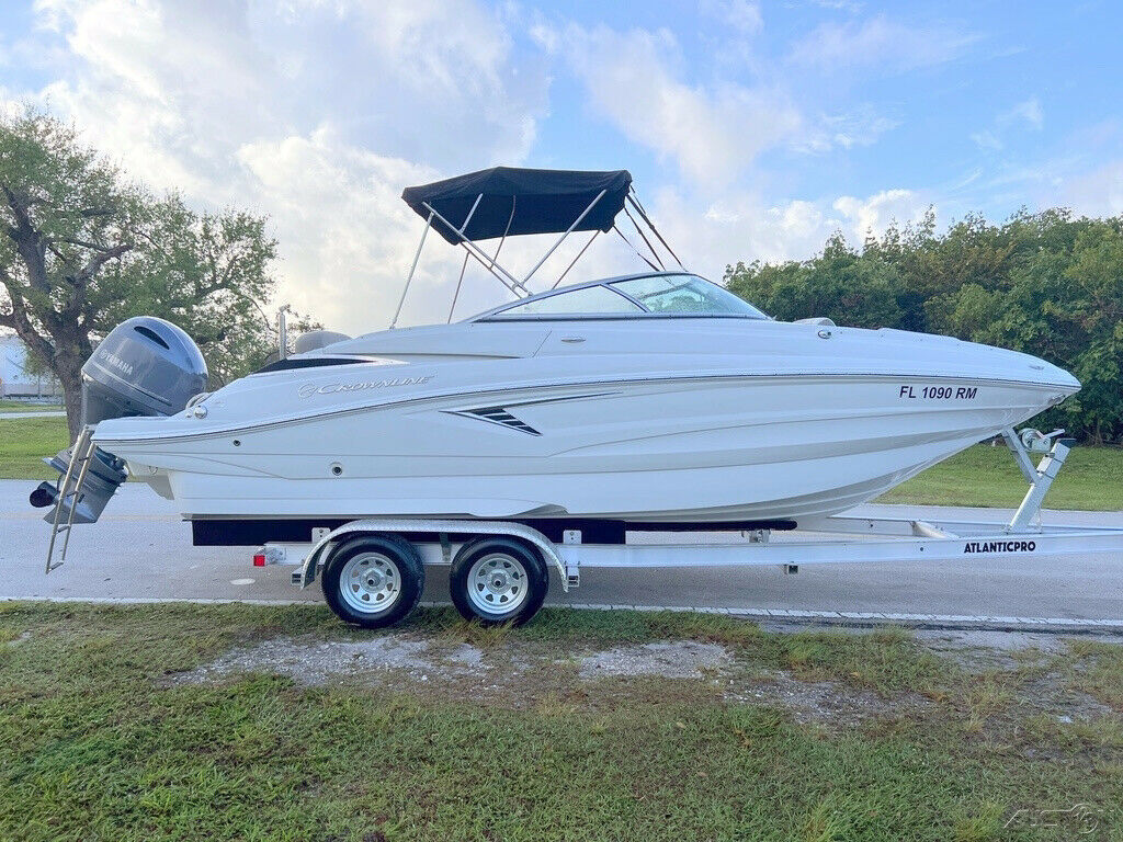 New 2017 Crownline 195 SS  Bowrider for sale in Lincoln NE